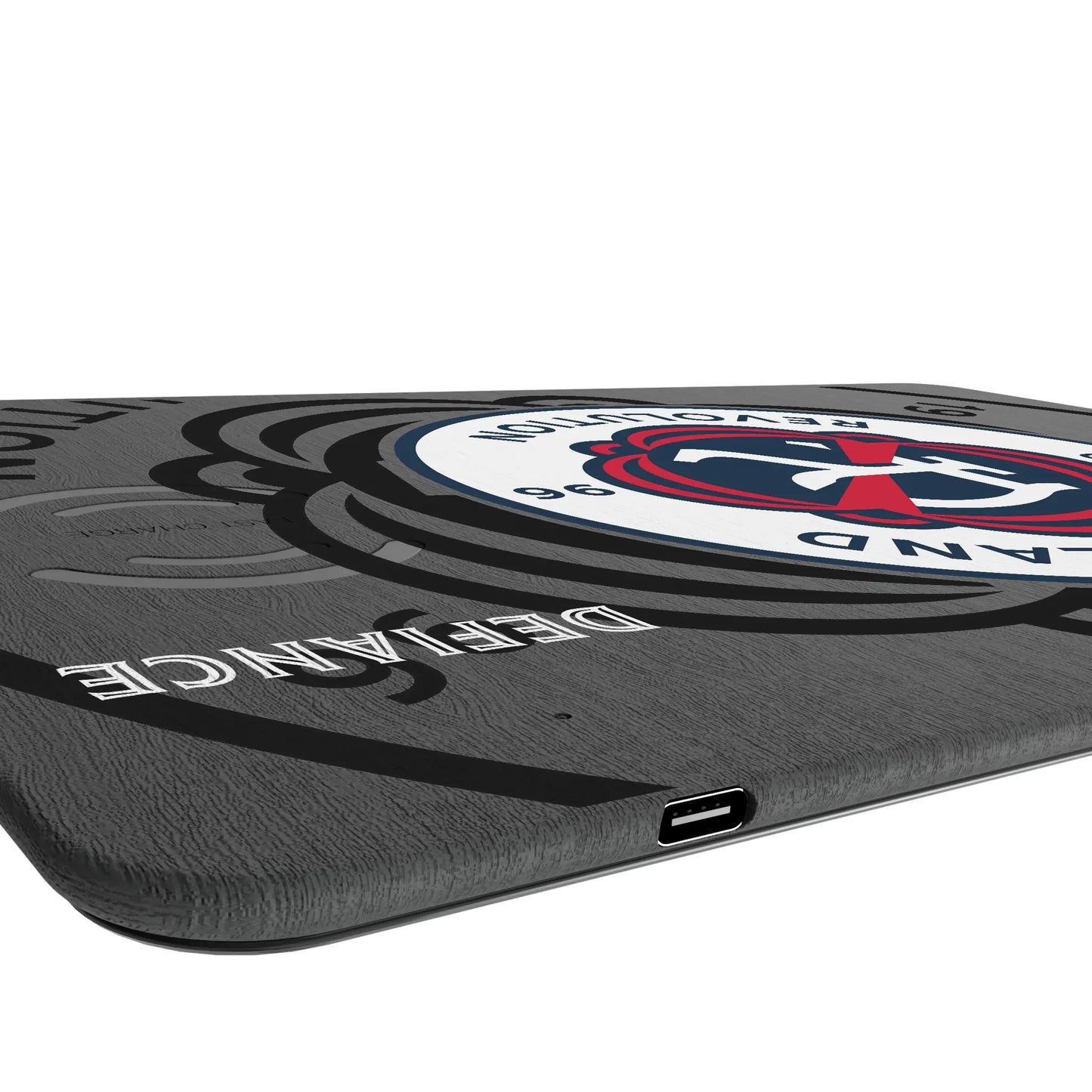New England Revolution Monocolor Tilt 15-Watt Wireless Charger and Mouse Pad
