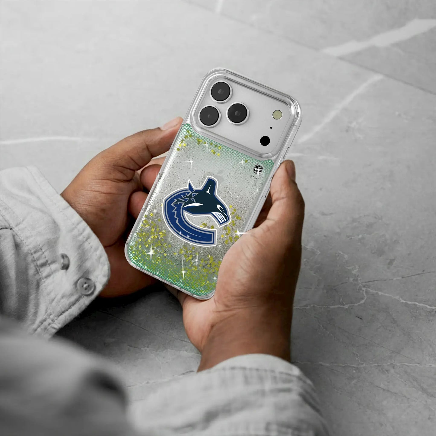 Vancouver Canucks Linen Glitter Phone Case for Apple iPhone